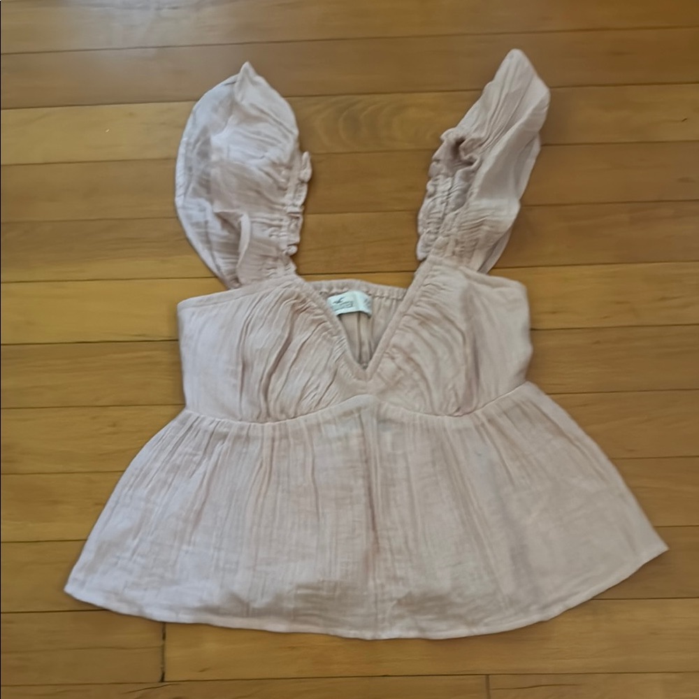 Hollister pale pink Flutter Sleeve Ruffled Blouse